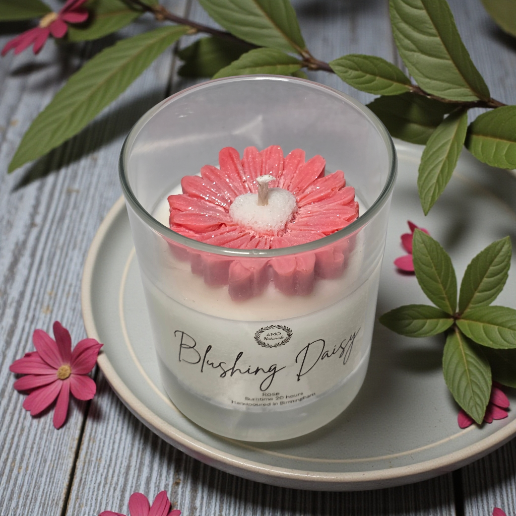 Blushing Daisy Candle