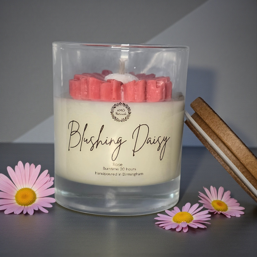 Blushing Daisy Candle