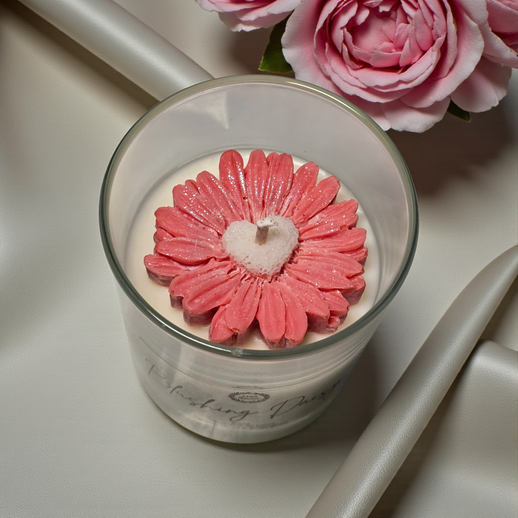 Blushing Daisy Candle